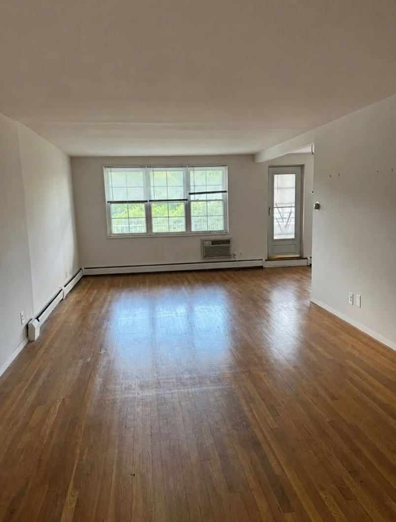 Living Room after LoadStar cleanout